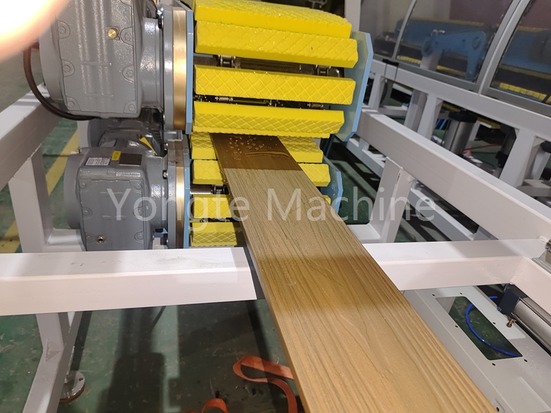 Το Yongte Plastic Machinery καταλαμβάνει το υψηλό έδαφος της αγοράς ξύλου στο εξωτερικό με τεχνολογία χαμηλών εκπομπών άνθρακα