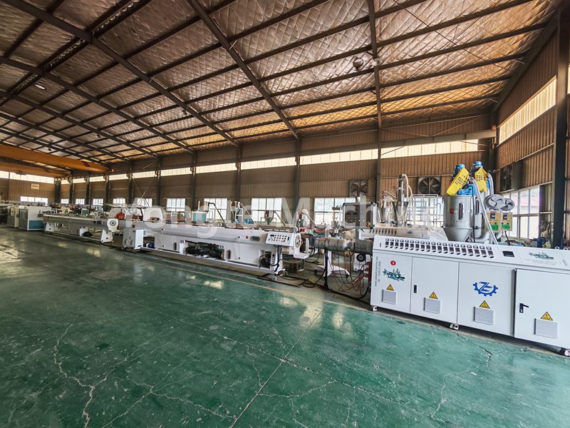 Μηχανή παραγωγής σωλήνων πολυαιθυλενίου υψηλής ταχύτητας 16-63 mm για τον πελάτη της Αργεντινής