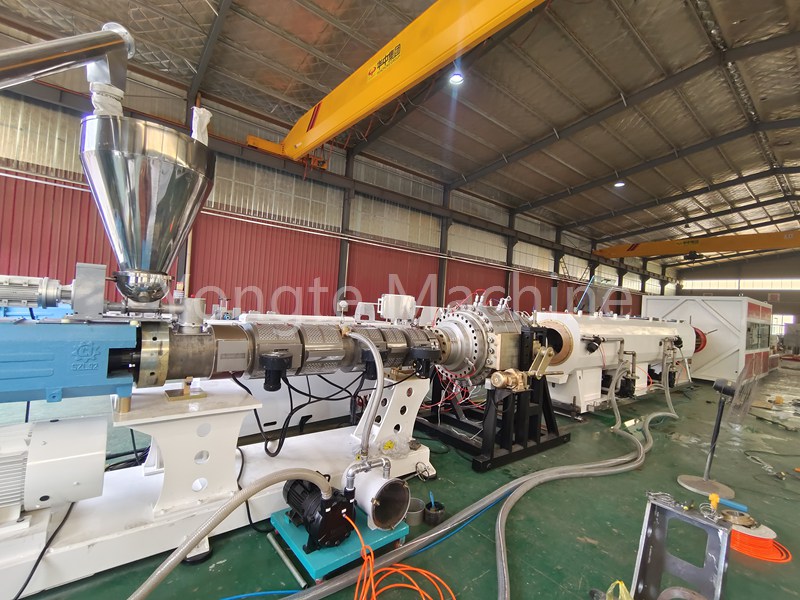 Ολοκληρώθηκε η μηχανή εξώθησης σωλήνων PVC 280-560 mm Yongte