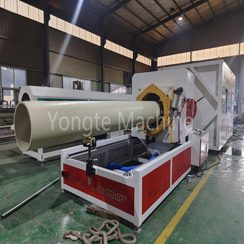 Τα πλαστικά μηχανήματα Yongte ξεπερνούν τα σημεία συμφόρησης παραγωγής σε σωλήνες PVC διαμέτρου 600mm