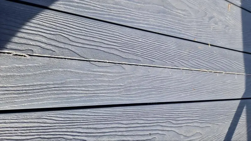 Αιτία Ραγίσματος στο WPC Decking